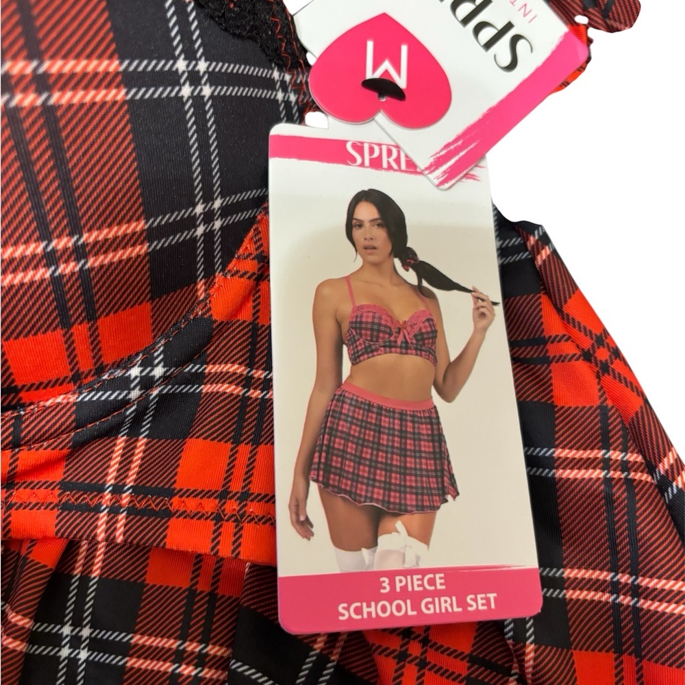 Set - Picture 3 of 7